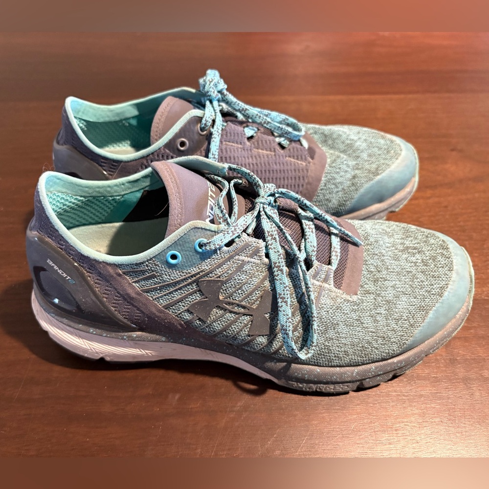 Under Armour Women's Teal and Gray Athletic Shoes